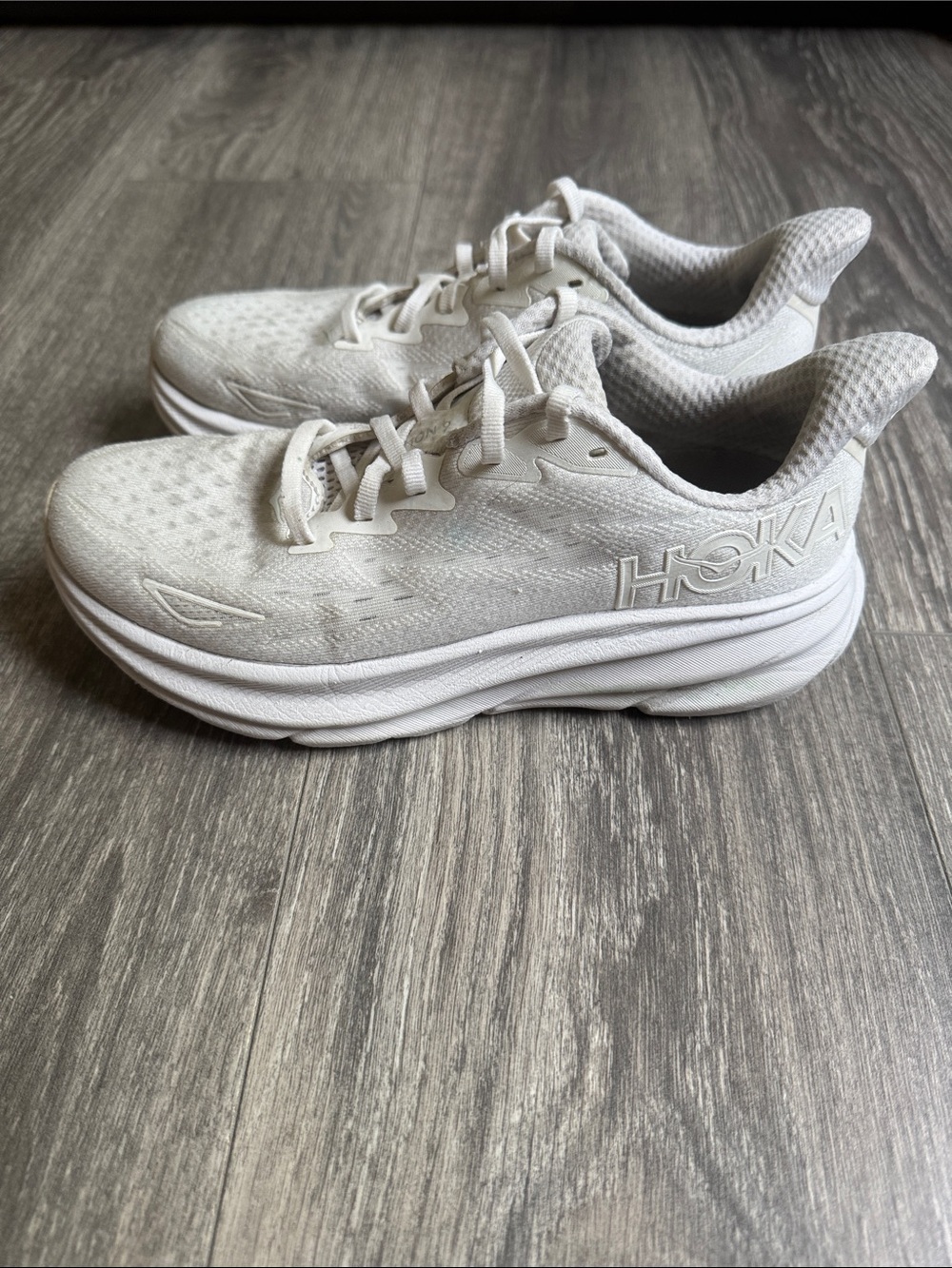 Hoka Clifton 9 Women's White Athletic Running Shoes - All-White Design - Picture 2 of 10